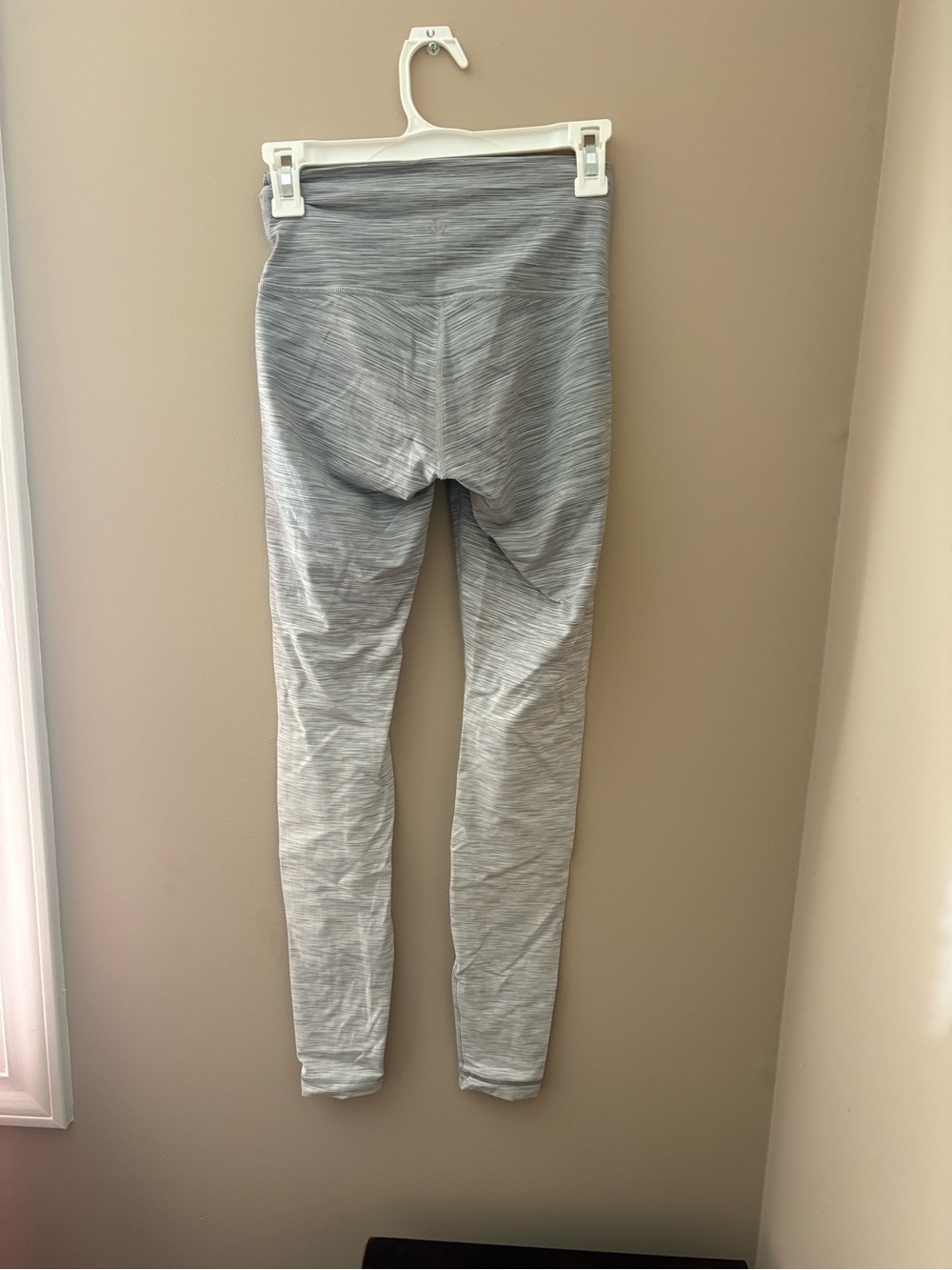 Lululemon Wunder Under High Rised Tight in grey melange ombré Sz 4 - Picture 3 of 5